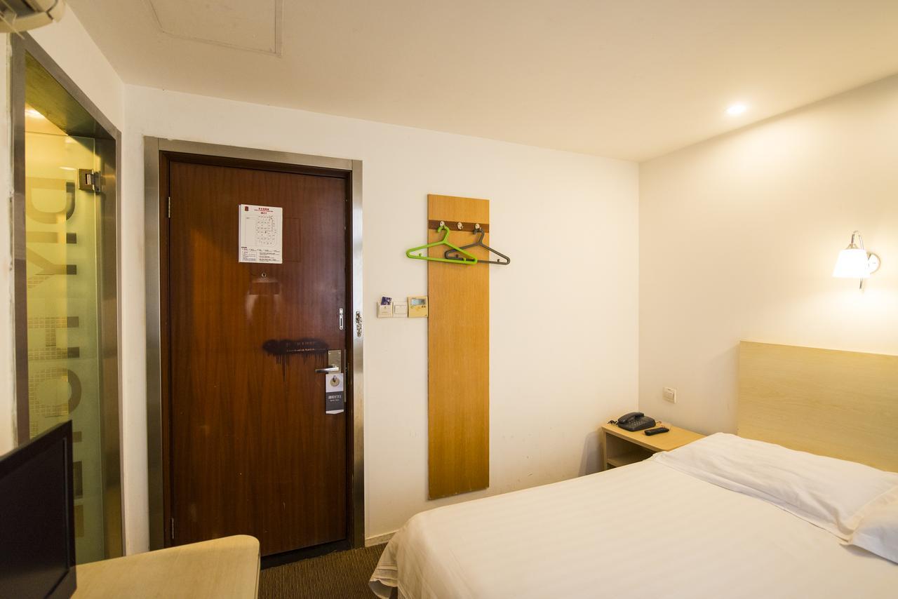Ji Hotel - Shanghai Nanjing Road People'S Square Exterior photo